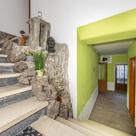 Feriehus Micika 4+1 Pax Grižane