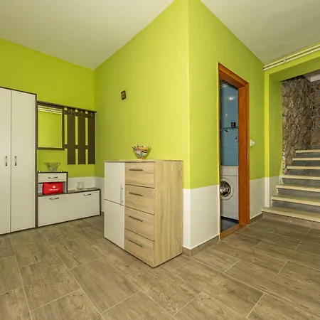 Micika 4+1 Pax Feriehus *