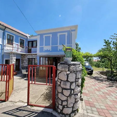 Micika 4+1 Pax * Grizane-Belgrad
