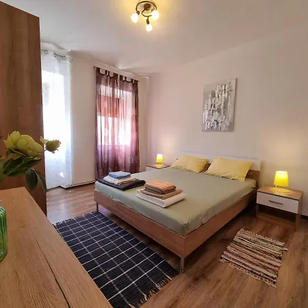 Micika 4+1 Pax Holiday home Grizane-Belgrad